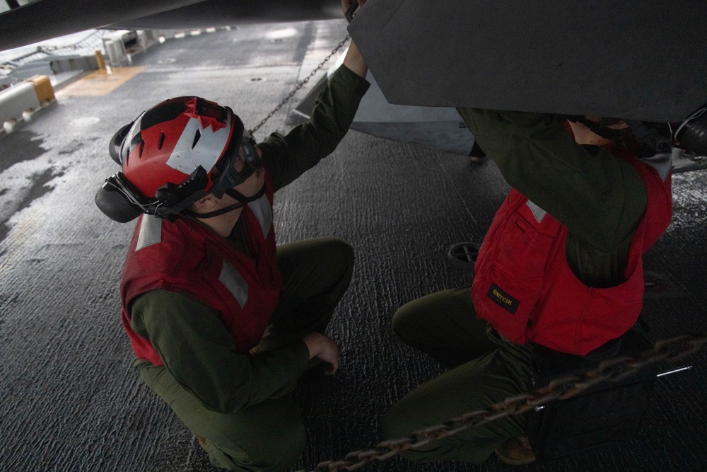 31st MEU | VMFA 242 arms F-35Bs with multi-strike capabilities