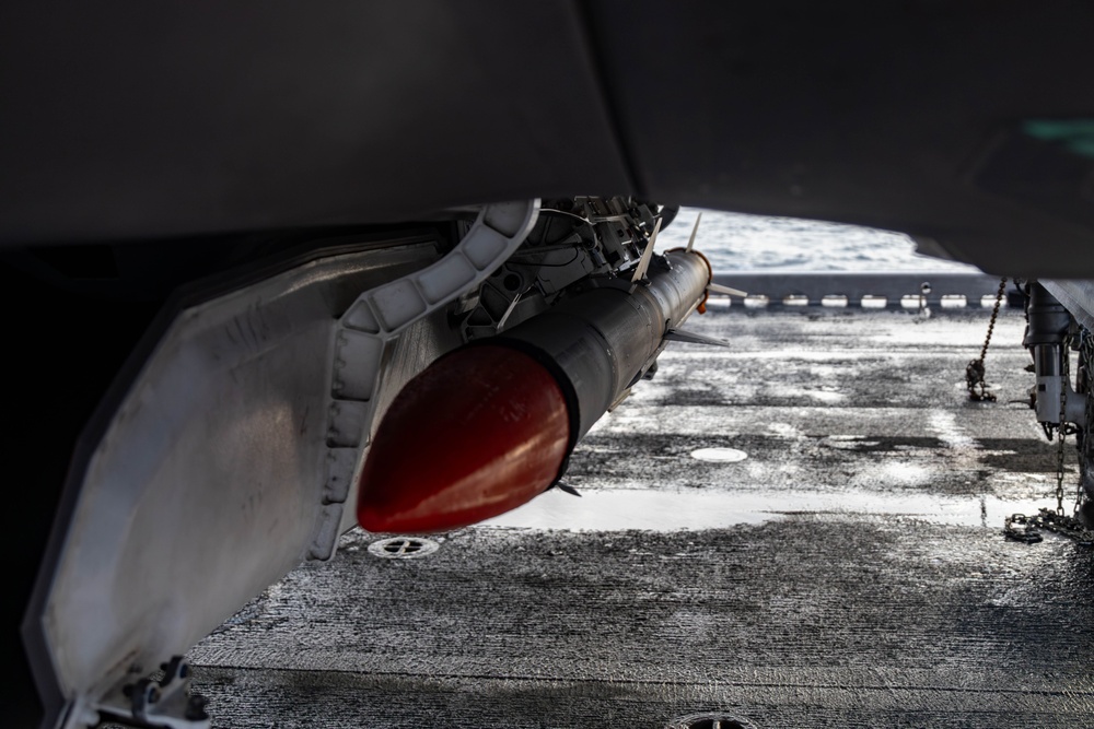 31st MEU | VMFA 242 arms F-35Bs with multi-strike capabilities