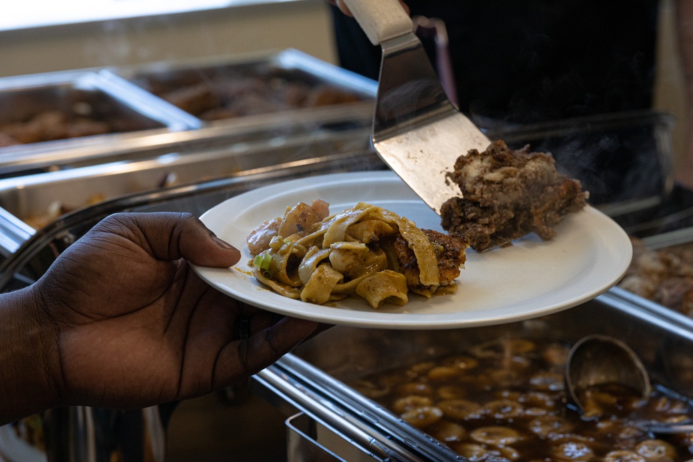 III MSB Mess Hall hosts culinary competition on Camp Hansen