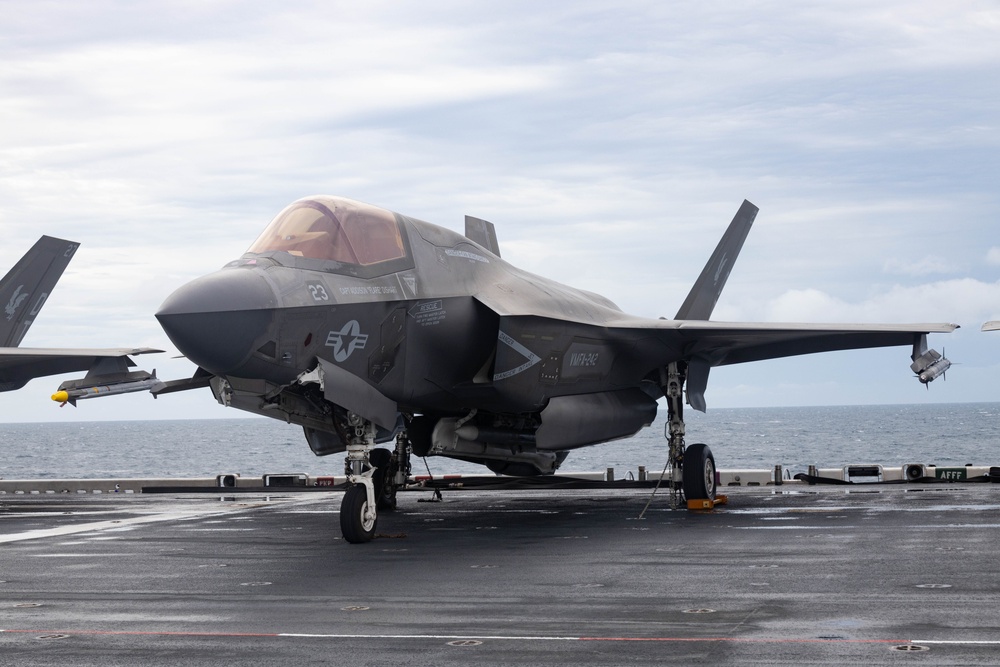 31st MEU | VMFA 242 arms F-35Bs with multi-strike capabilities