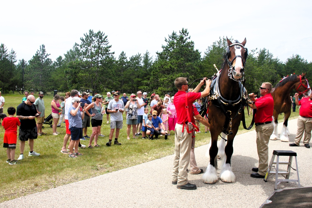 Hundreds attend Clydesdales visit to Fort McCoy; parade held at Pine View Campground