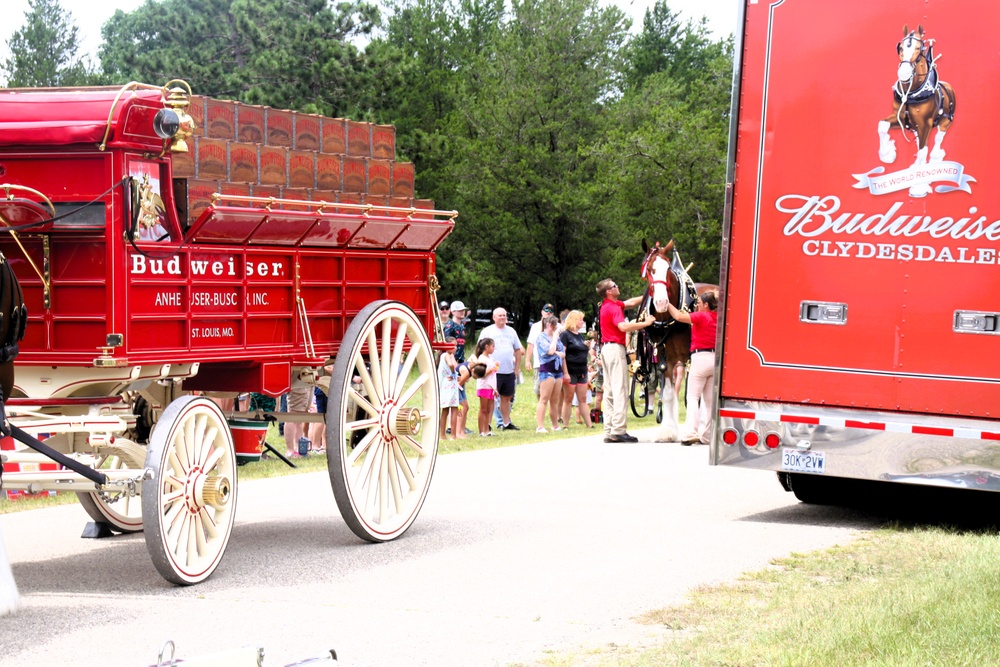 Hundreds attend Clydesdales visit to Fort McCoy; parade held at Pine View Campground