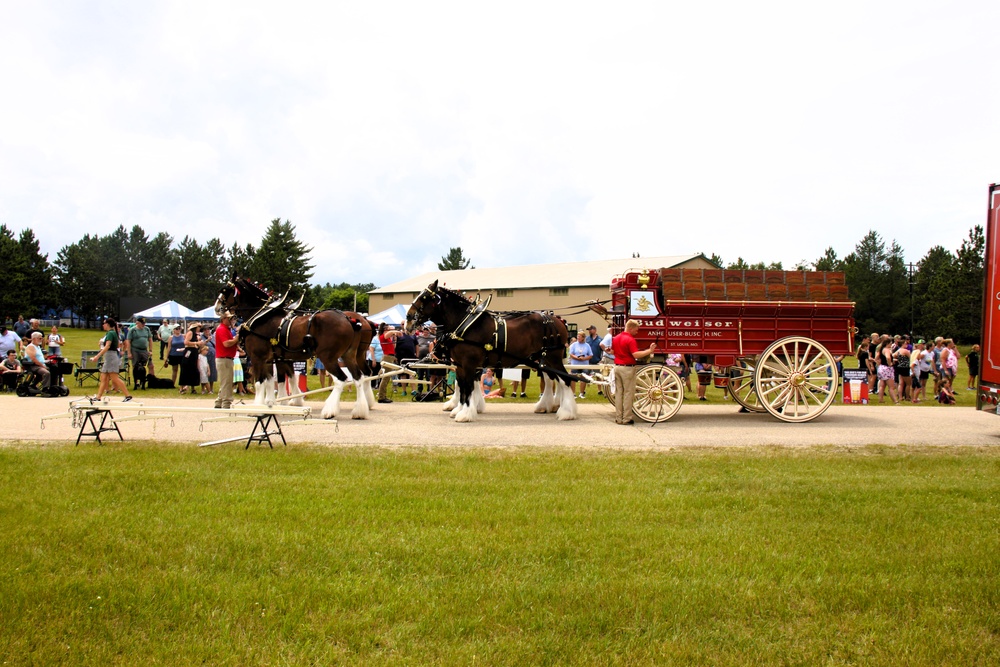 Hundreds attend Clydesdales visit to Fort McCoy; parade held at Pine View Campground
