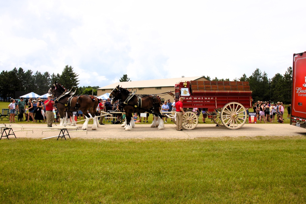 Hundreds attend Clydesdales visit to Fort McCoy; parade held at Pine View Campground