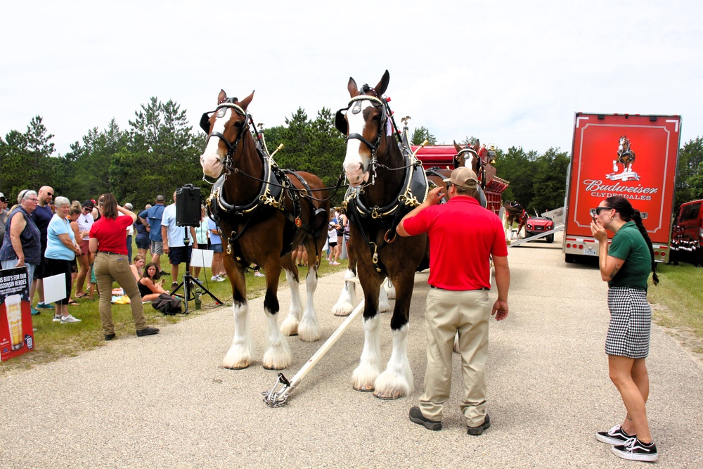 Hundreds attend Clydesdales visit to Fort McCoy; parade held at Pine View Campground
