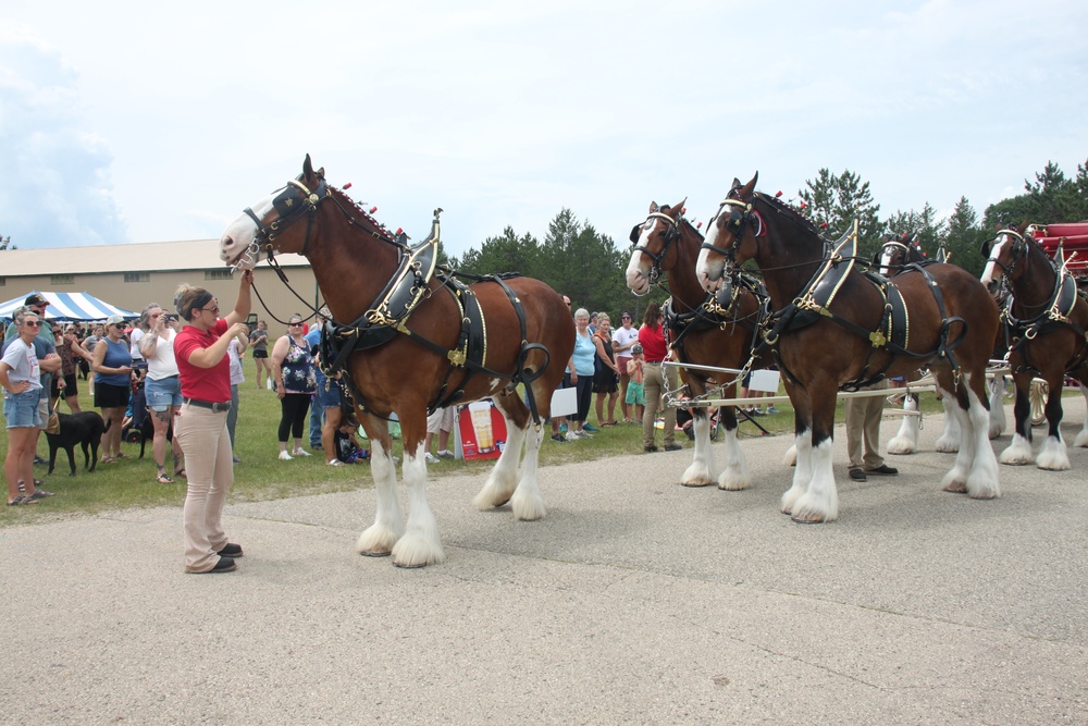 Hundreds attend Clydesdales visit to Fort McCoy; parade held at Pine View Campground
