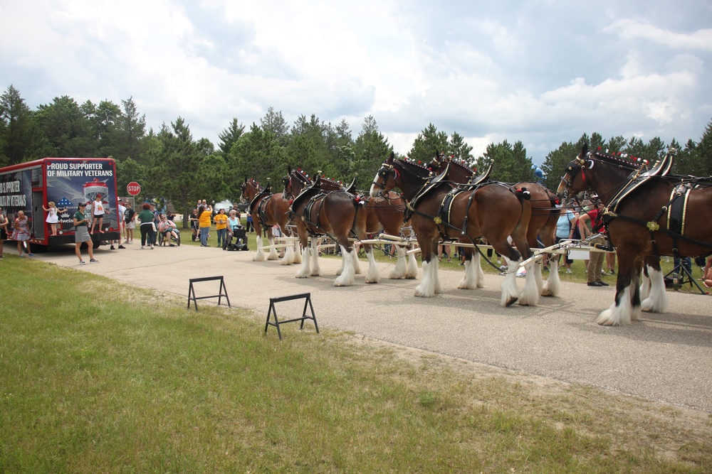 Hundreds attend Clydesdales visit to Fort McCoy; parade held at Pine View Campground