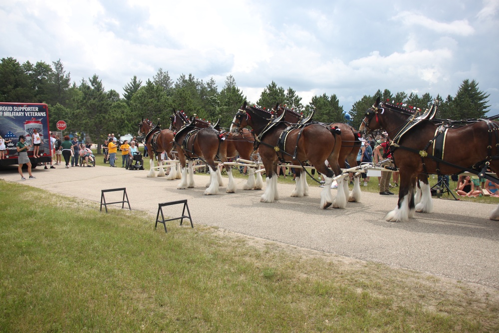 Hundreds attend Clydesdales visit to Fort McCoy; parade held at Pine View Campground