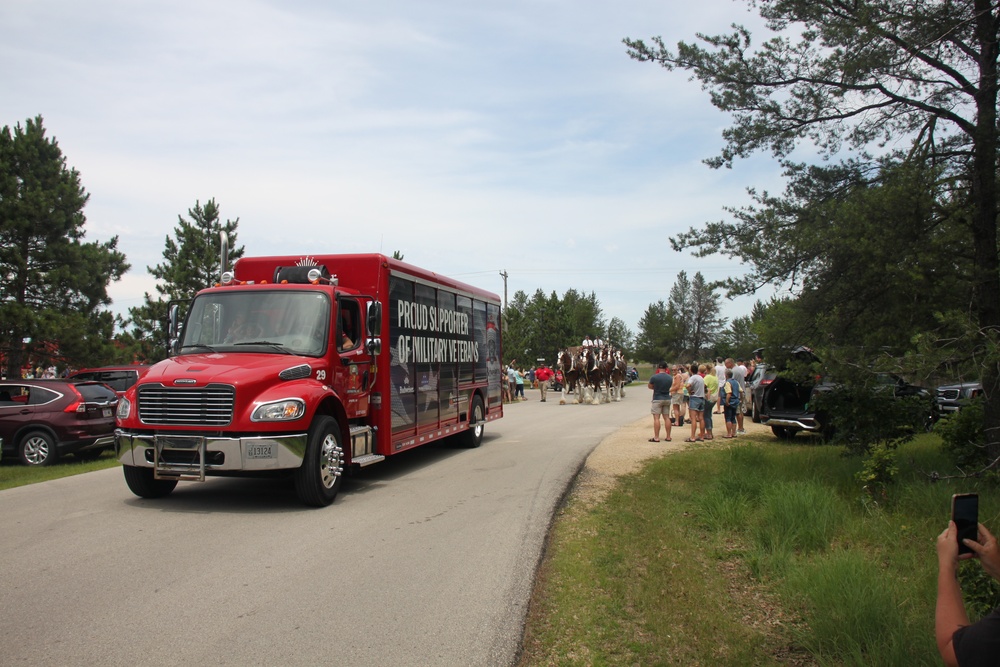 Hundreds attend Clydesdales visit to Fort McCoy; parade held at Pine View Campground