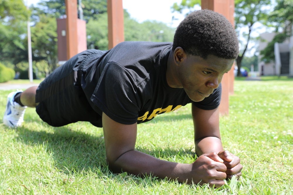 Cameroonian native finds inspiration in story of his own path to Army service