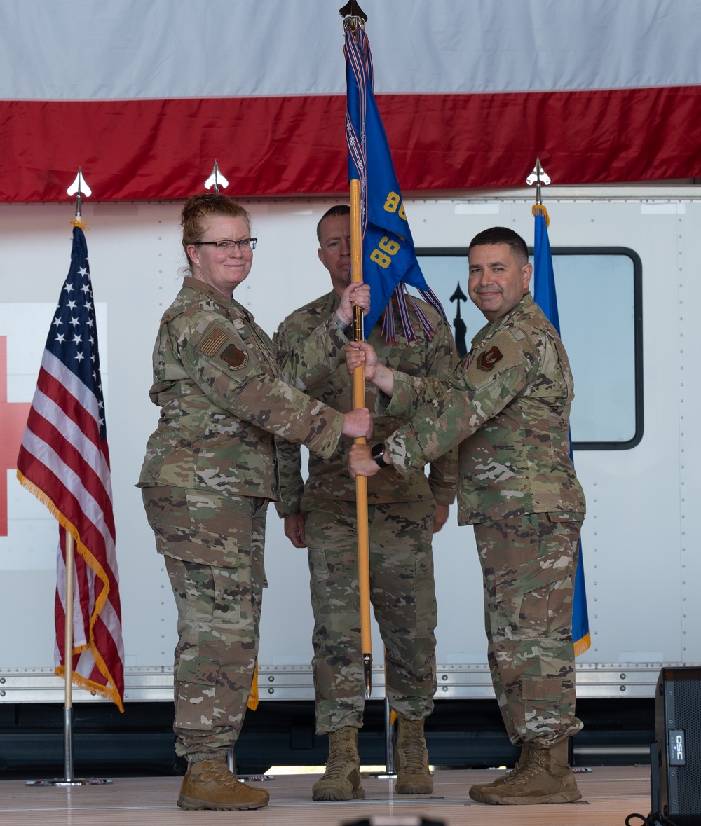 86 MDG says farewell, welcomes new commander