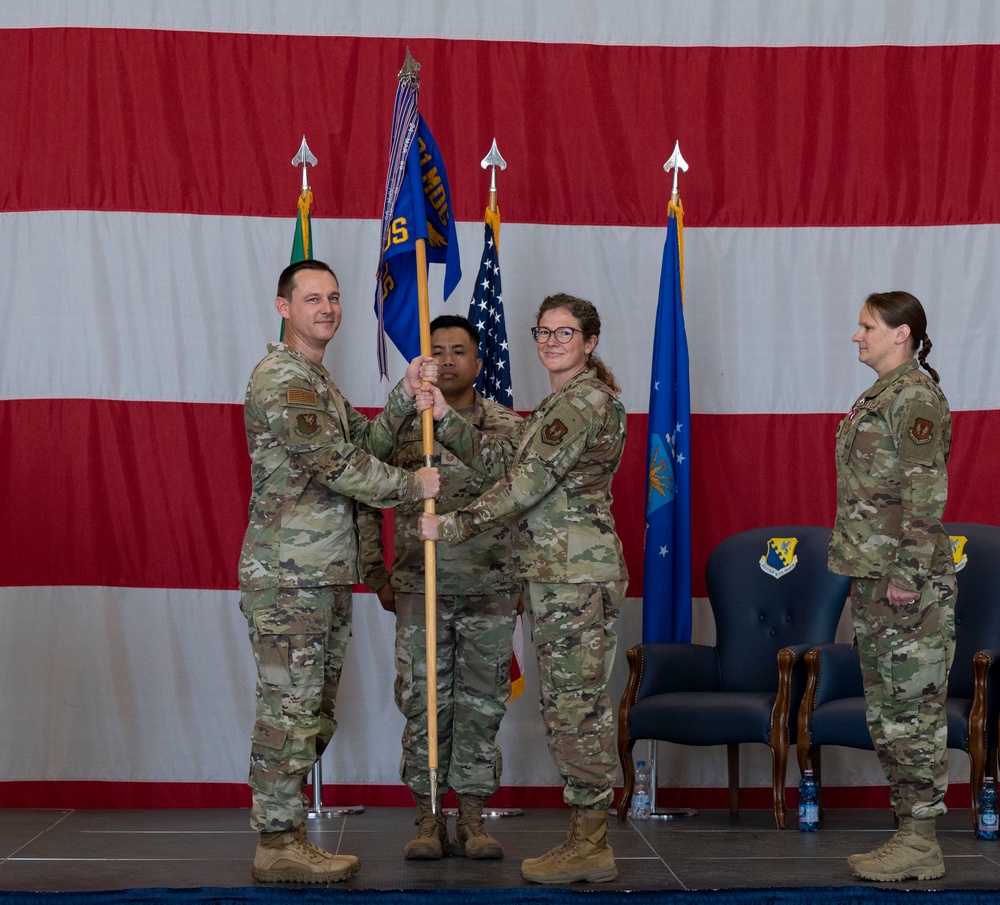 31 HCOS holds change of command