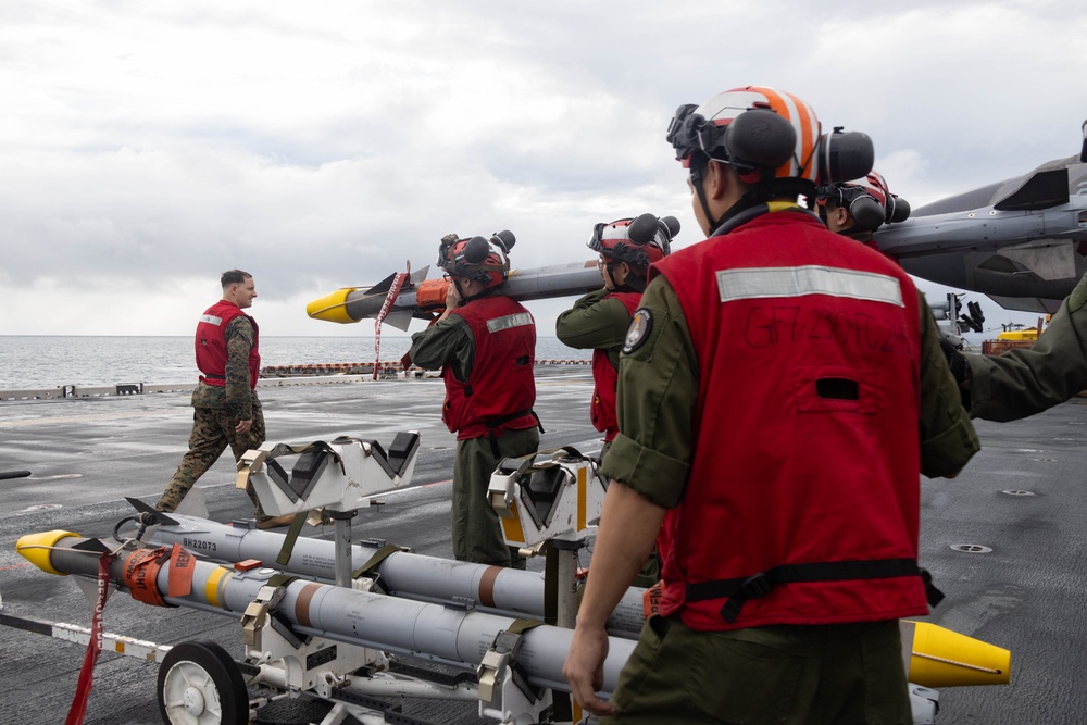 31st MEU | VMFA 242 arms F-35Bs with multi-strike capabilities