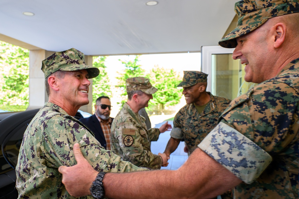 SEAC Dave Isom meets with U.S. Africa Command Leadership