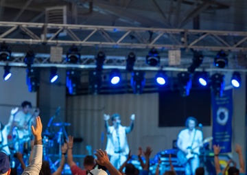 Heat Wave Concert Series Rocks Incirlik Air Base