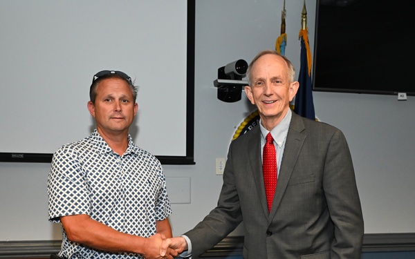 DHA Acting Director visits NH Jacksonville