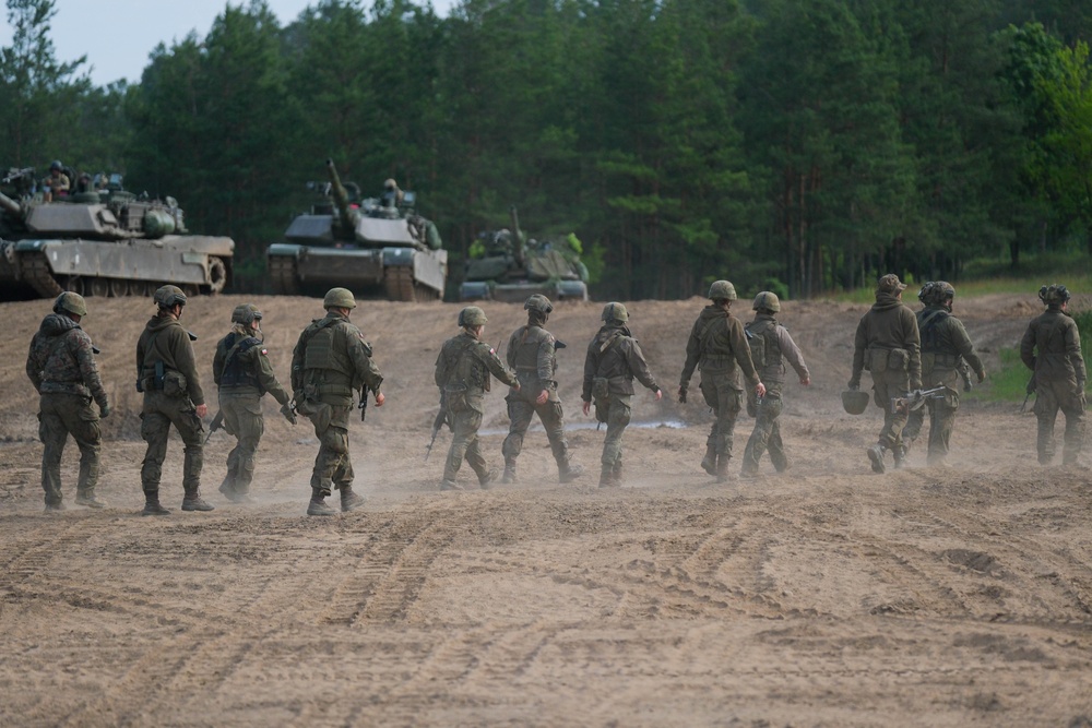 Joint live-fire exercise in Poland enhances U.S. and NATO alliance readiness
