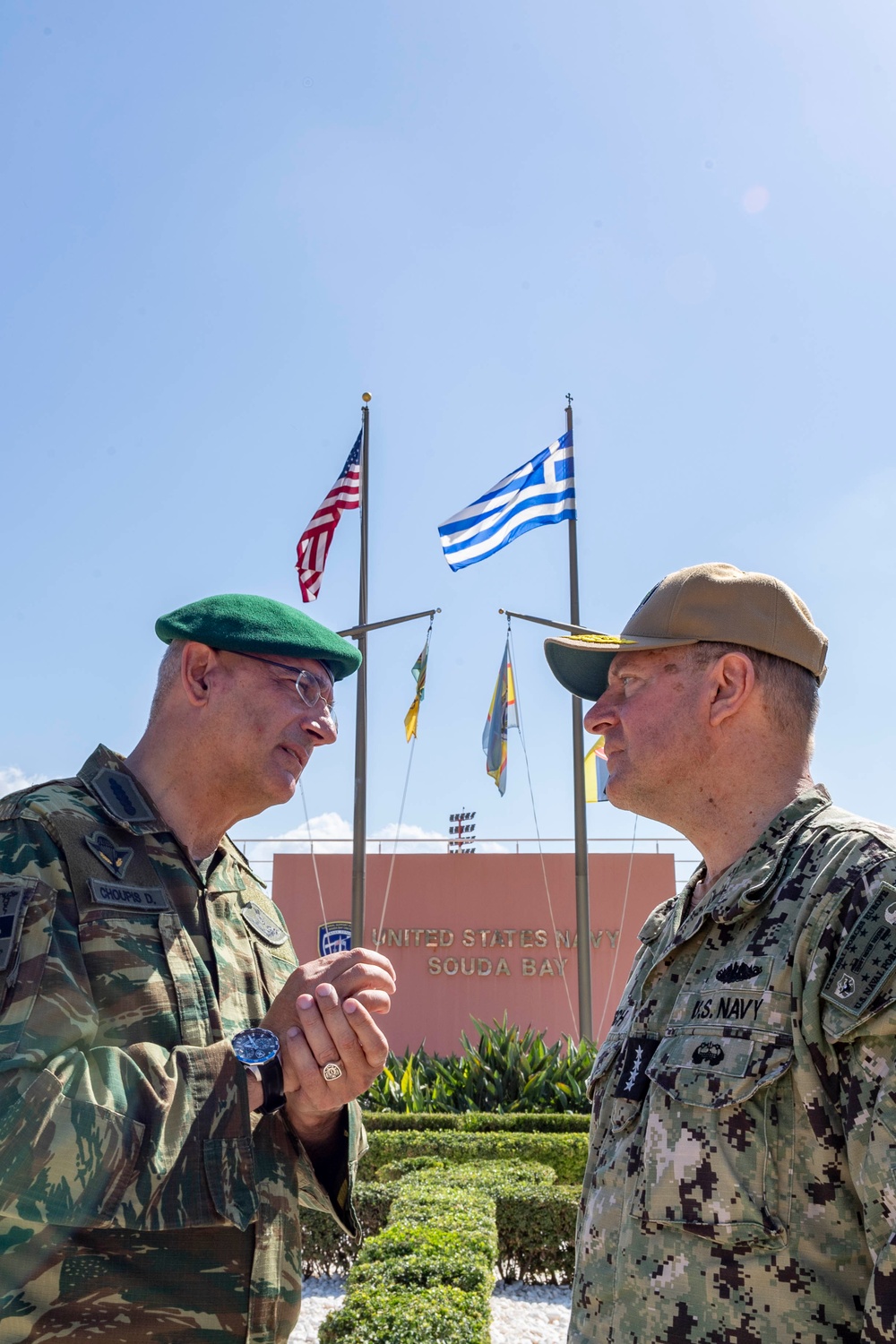 Adm. Munsch visits NSA Souda Bay and USS Thomas Hudner (116)