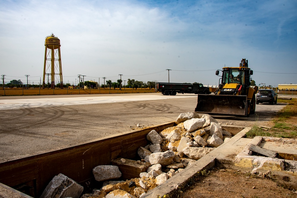 134th CES remove scale, lay concrete at Morón Air Base