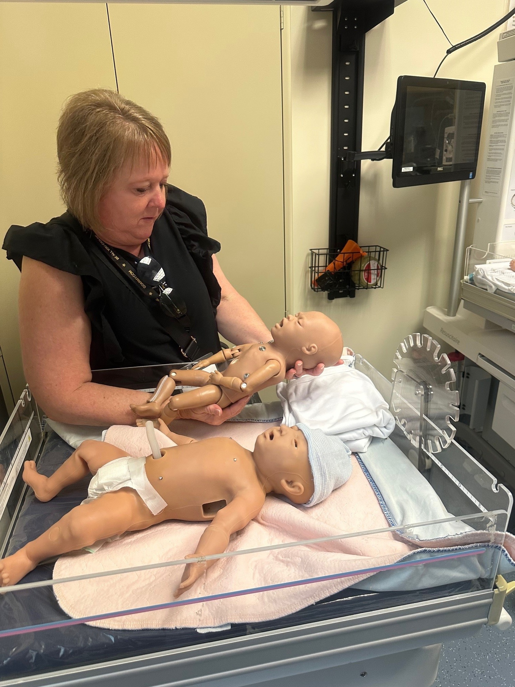 News – Educators explore military career, training opportunities at Joint Base San Antonio – DVIDS