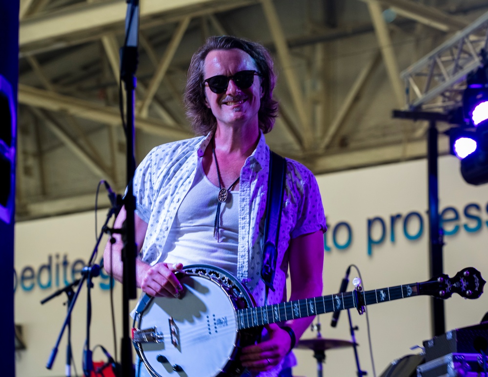 Heat Wave Concert Series Rocks Incirlik Air Base