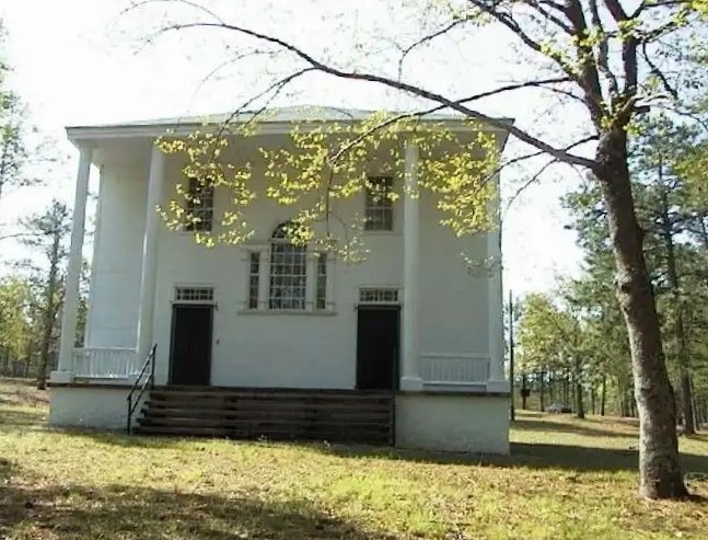 Old Church, New Memories: Families and Soldiers Gather at Fort Bragg for Special Reunion