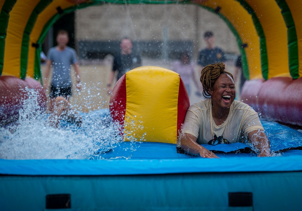 USS John C. Stennis (CVN 74) Holds MWR Event