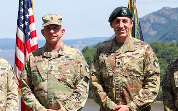 3rd Battalion, 304th Regiment Hosts Change of Command