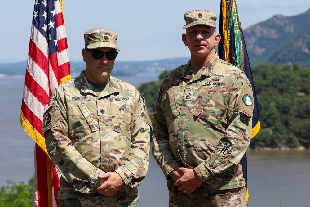3rd Battalion, 304th Regiment Hosts Change of Command