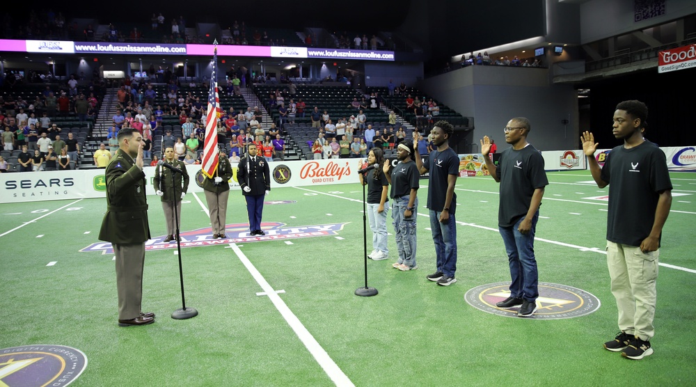 Army Sustainment Command participates in Steamwheelers military appreciation night