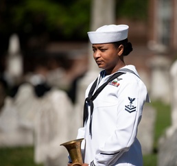 Funeral Honors Sailor Named Junior Sailor of the Year at NSA Philadelphia