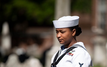 Funeral Honors Sailor Named Junior Sailor of the Year at NSA Philadelphia