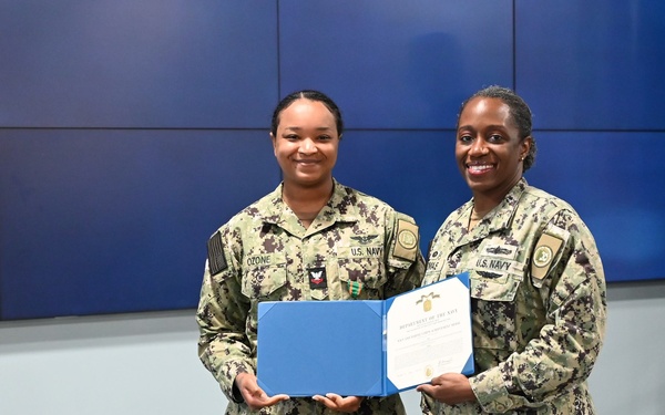 Funeral Honors Sailor Named Junior Sailor of the Year at NSA Philadelphia