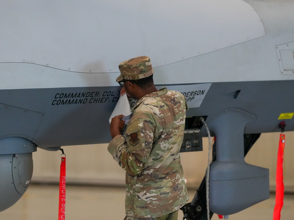432nd Wing celebrates leadership legacy, welcomes new commander