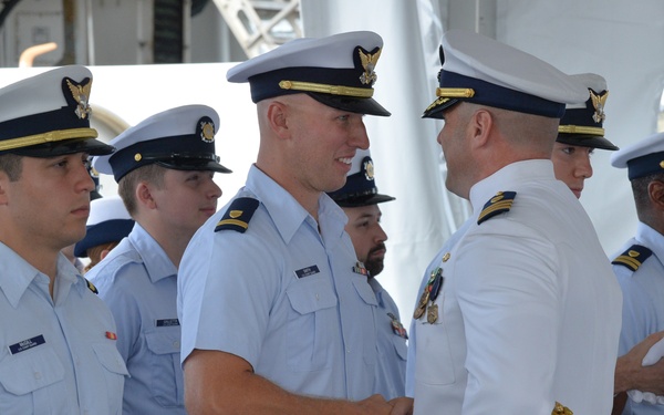 Coast Guard Cutter Alert holds change-of-command ceremony