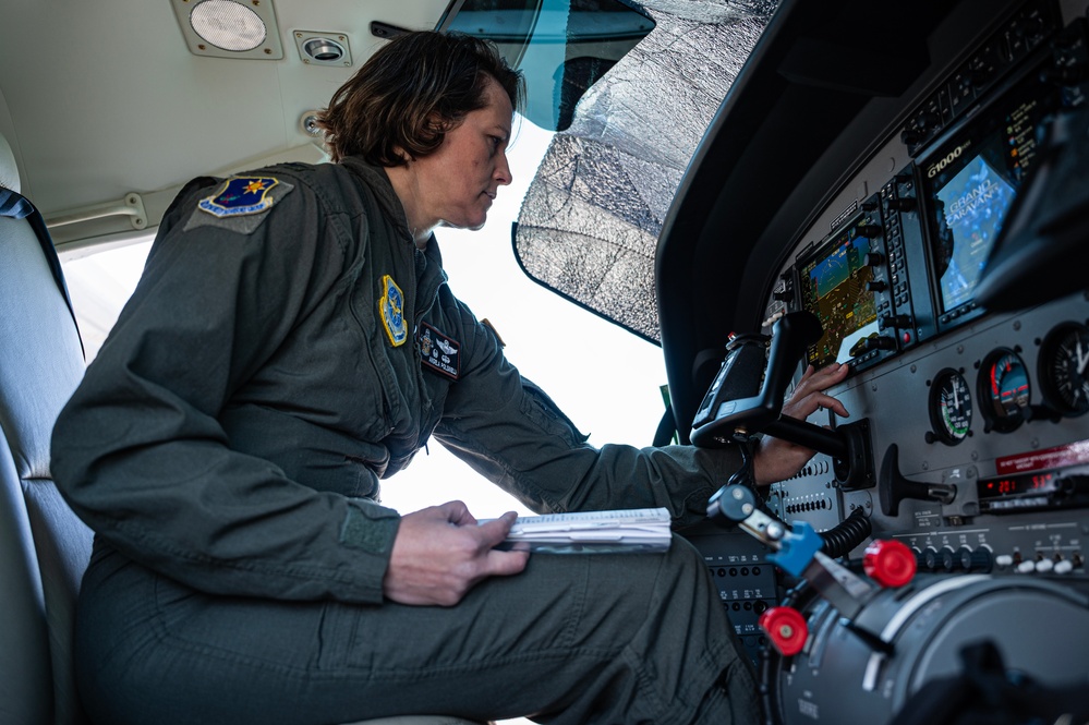 621 CRW Conducts C-208B Ops at JBMDL