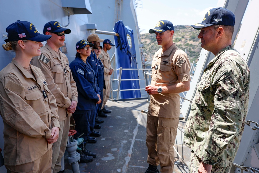 Chairman of the Joint Chiefs of Staff and Commander, U.S. Naval Forces Europe-Africa Visits USS Thomas Hudner (DDG 116)