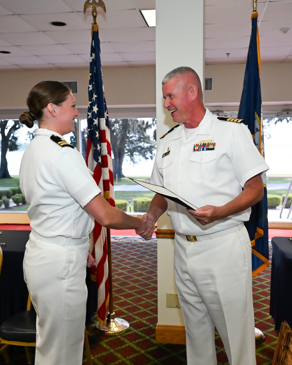 Family medicine physicians graduate resident program from NH Jacksonville