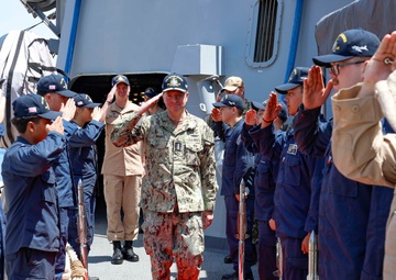 Chairman of the Joint Chiefs of Staff and Commander, U.S. Naval Forces Europe-Africa Visits USS Thomas Hudner (DDG 116)
