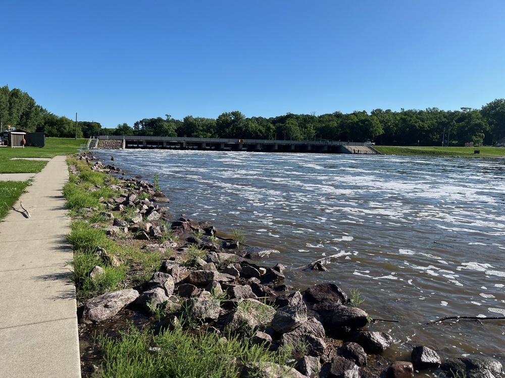 Corps of Engineers announces County Road 33 closure  over the Lac qui Parle emergency spillway