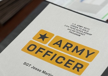 Munson Army Health Center Soldiers Earn Green to Gold Hip Pocket Scholarships