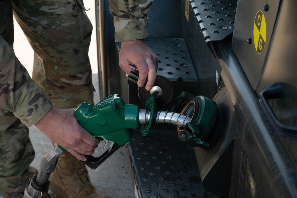 5LRS petroleum, oil and lubricant flight fuels readiness