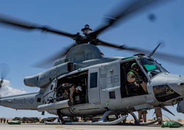 HMLA 773 conducts flight and FARP operations