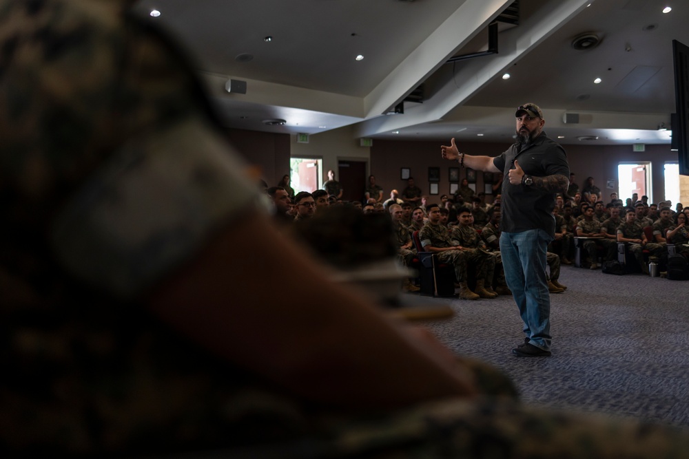 Navy Cross recipient Anthony L. Viggiani speaks to Camp Pendleton Marines