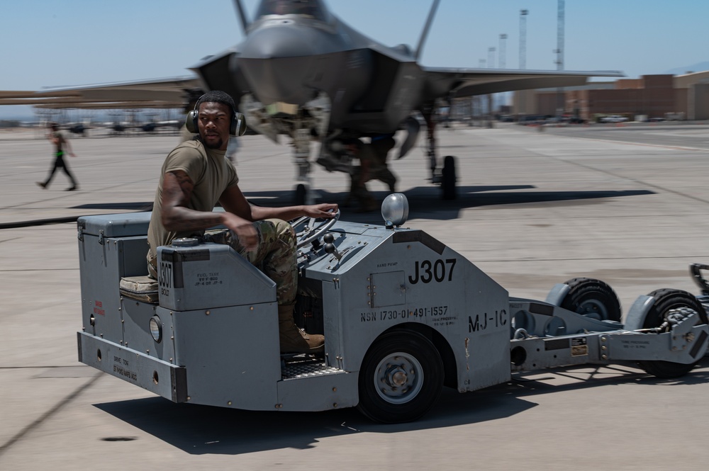57th AMXS Bolt AMU Participate in Hot ICT Exercise