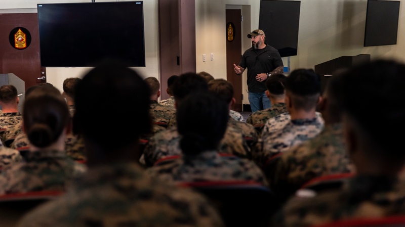 Navy Cross recipient Anthony L. Viggiani speaks to Camp Pendleton Marines
