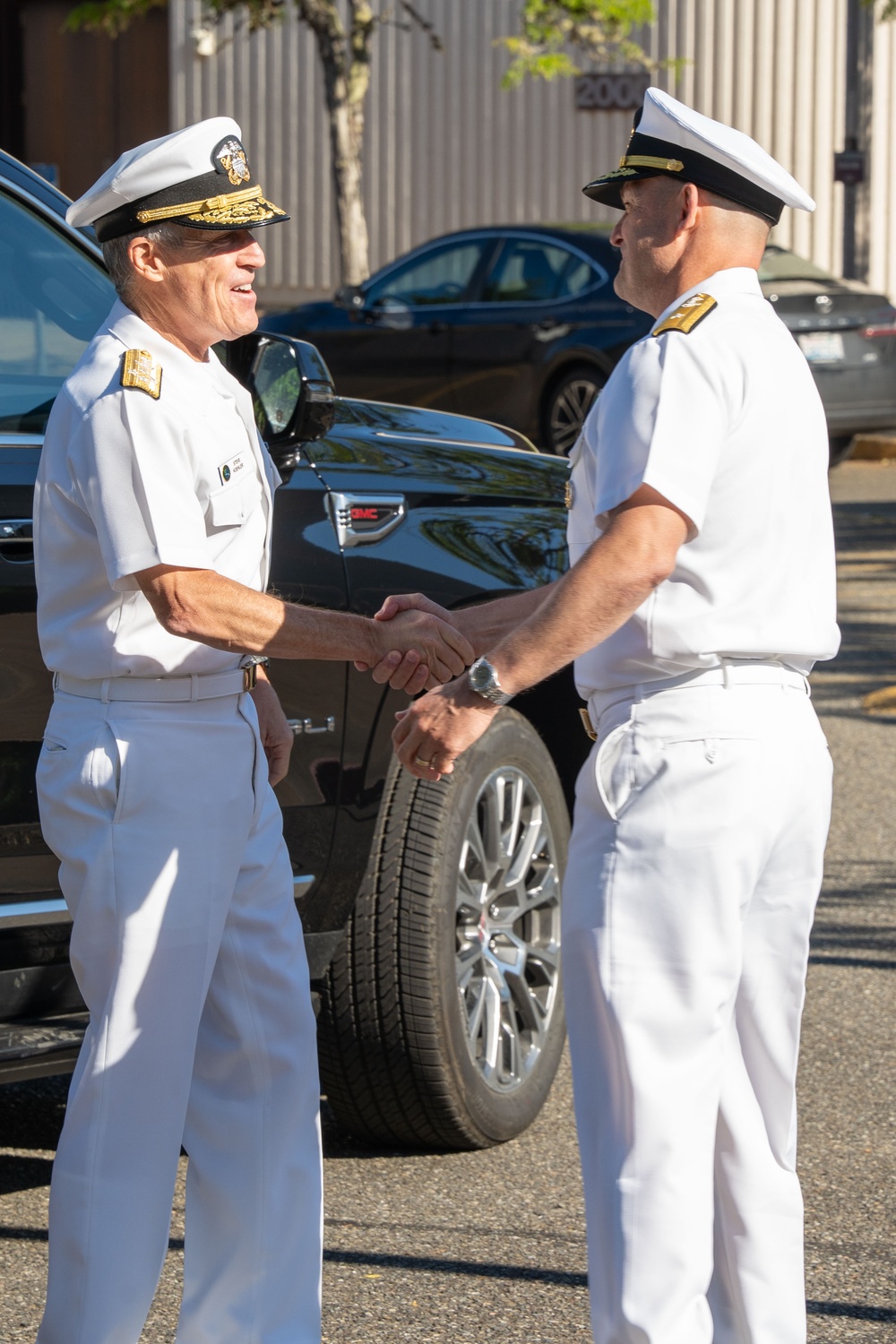COMPACFLT visits COMSUBGRU-9