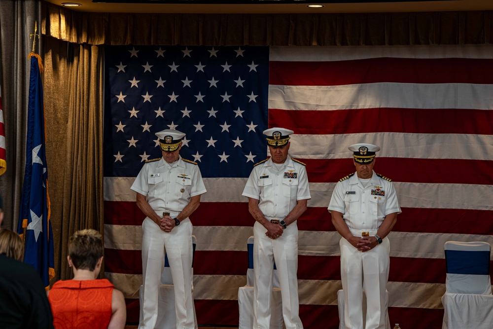 Capt. Sherman Assumes Command of CNRNW