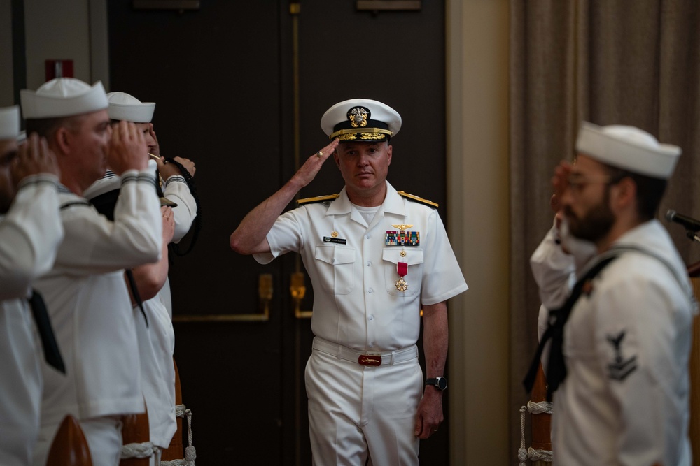 Capt. Sherman Assumes Command of CNRNW