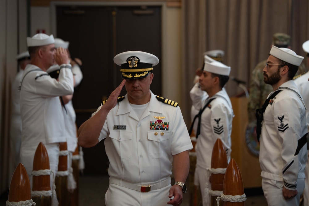 Capt. Sherman Assumes Command of CNRNW